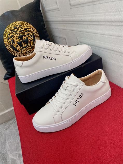 prada sneakers men 2023